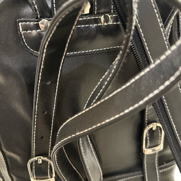 Beautiful Backpack - Picture 4 of 4